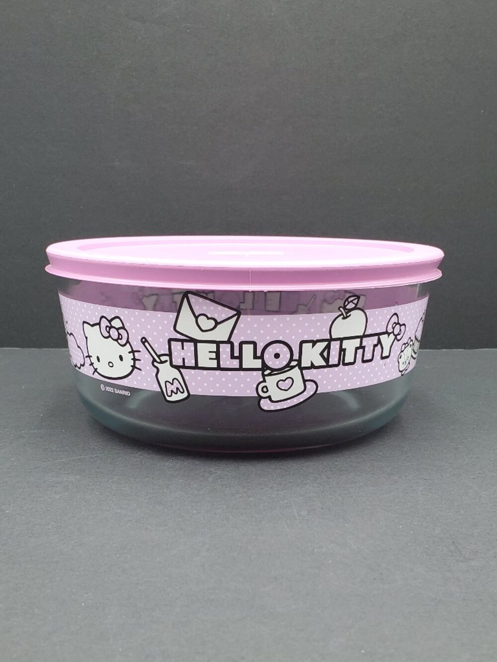 Pyrex Hello Kitty Round Glass Food Storage Bowl with Plastic Lid